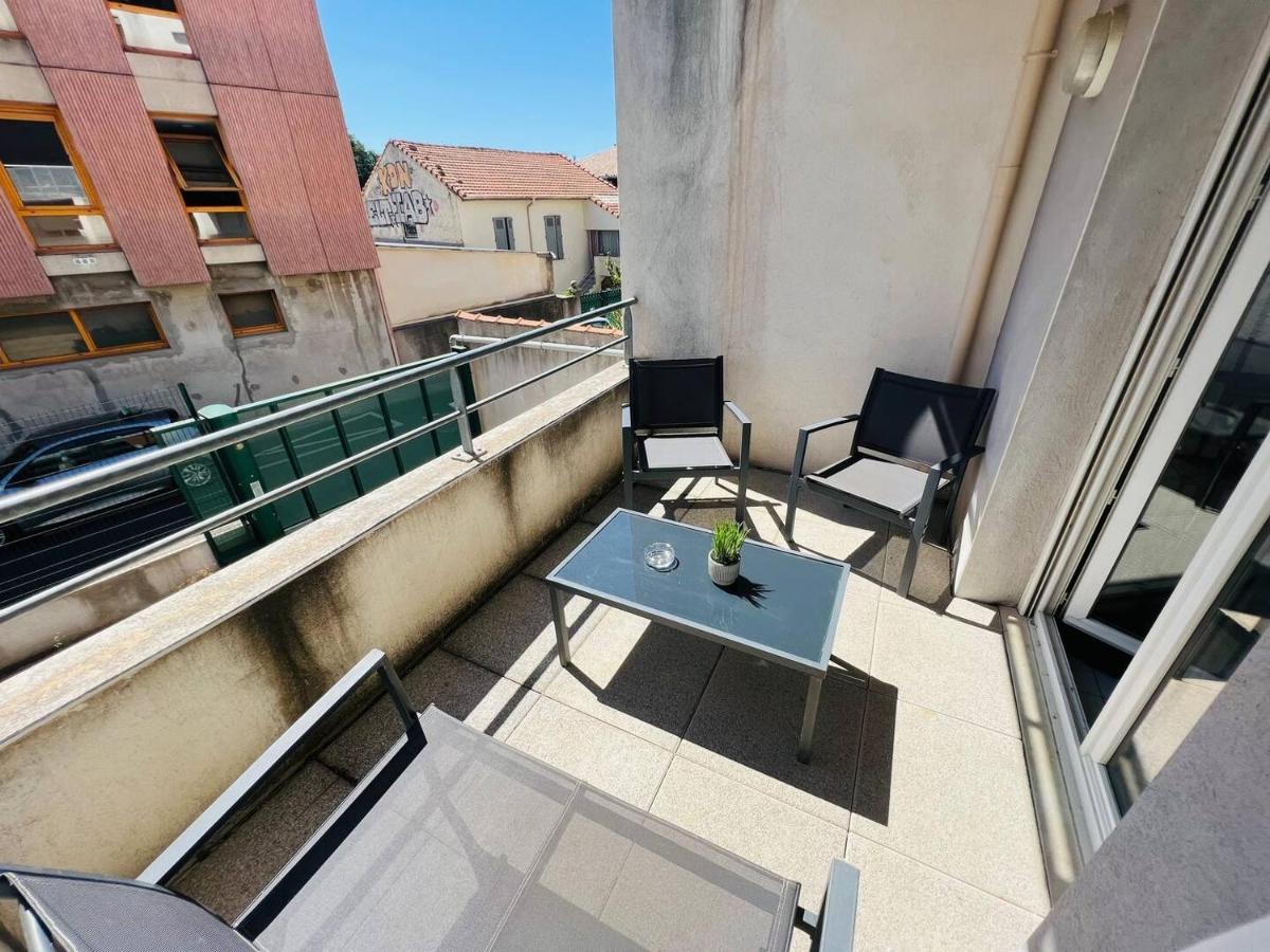 Studio Le 2, Free Parking, Free Wifi, Transports Lägenhet Nîmes Exteriör bild